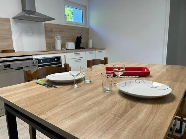 Amandine Gouville-sur-Mer